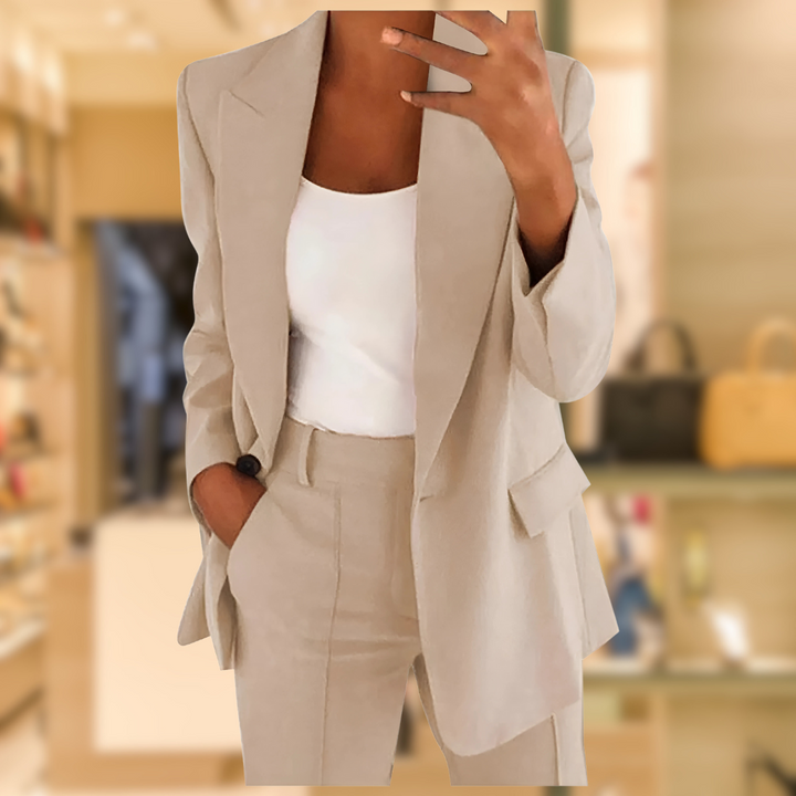 Roseann - Lapel Slimming Suit