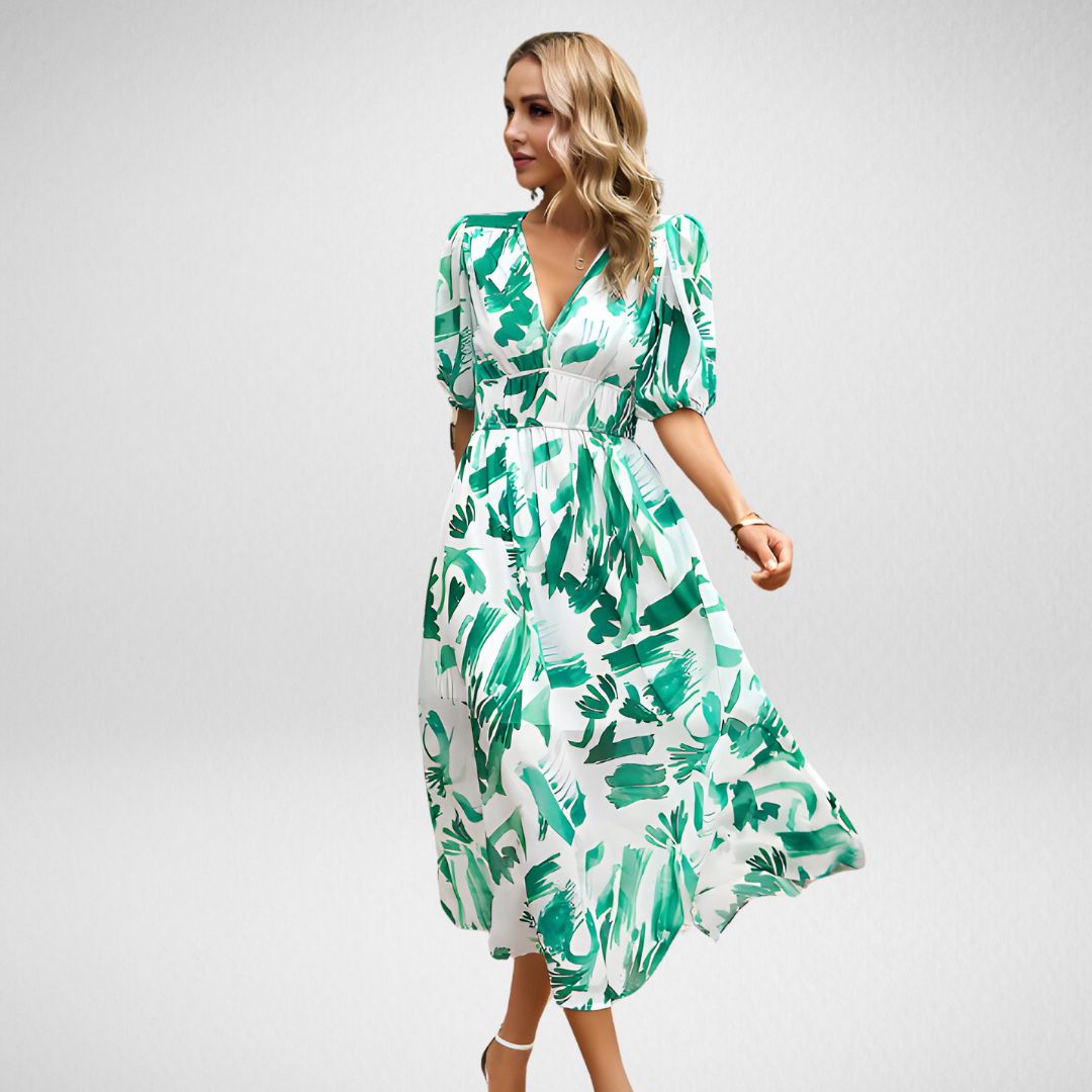 Stella - Charming dress with V-neckline